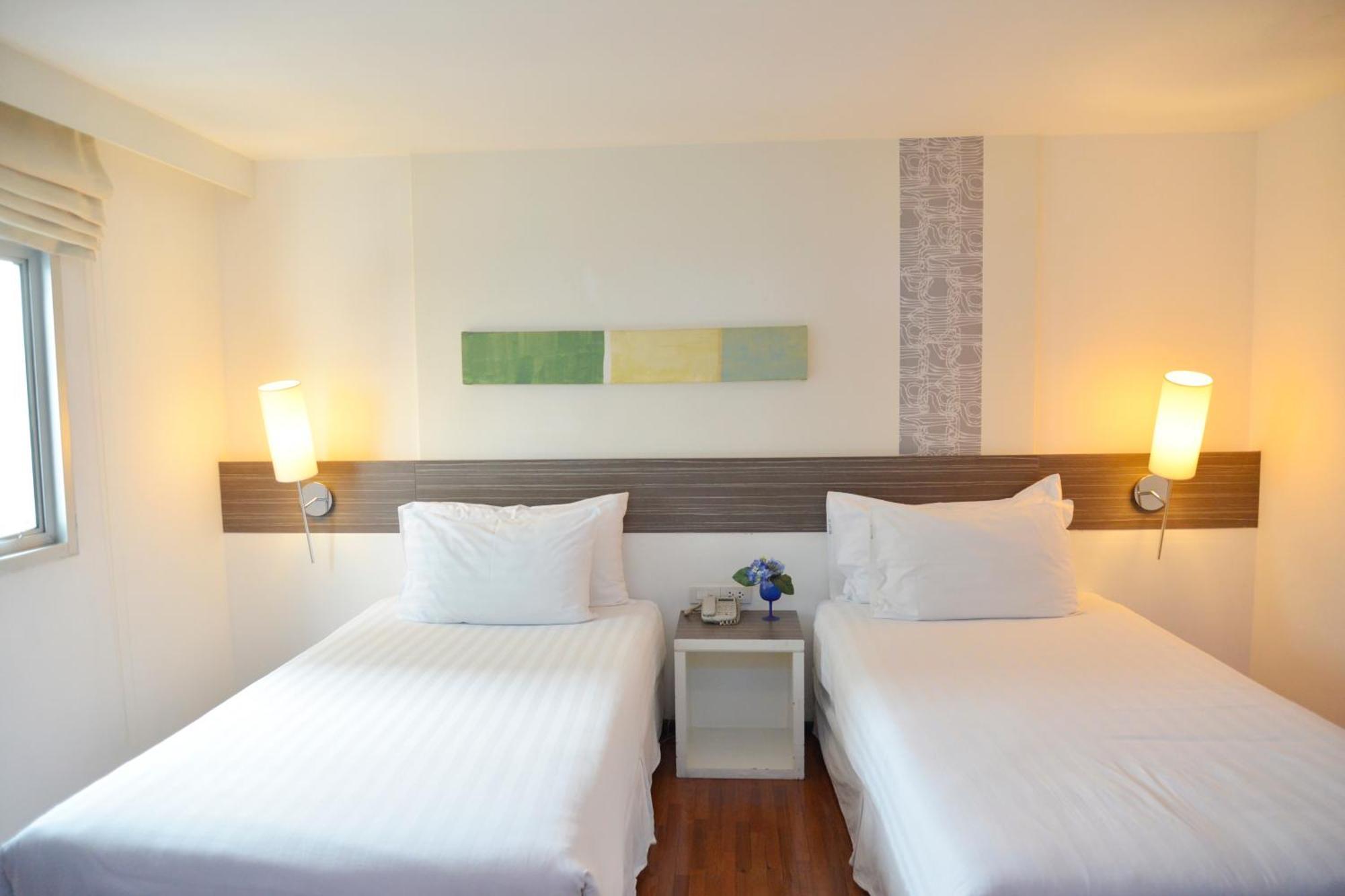 The Mini R Ratchada Hotel Bangkok Bagian luar foto