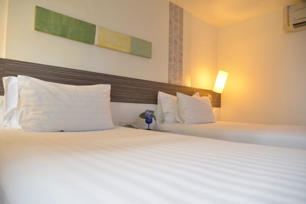 The Mini R Ratchada Hotel Bangkok Bagian luar foto