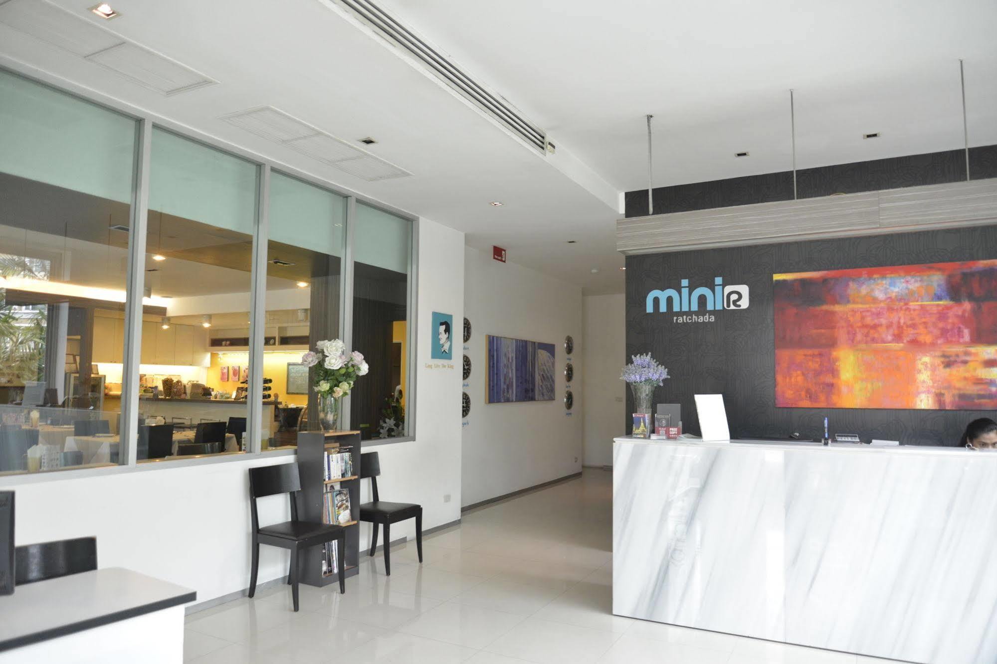 The Mini R Ratchada Hotel Bangkok Bagian luar foto