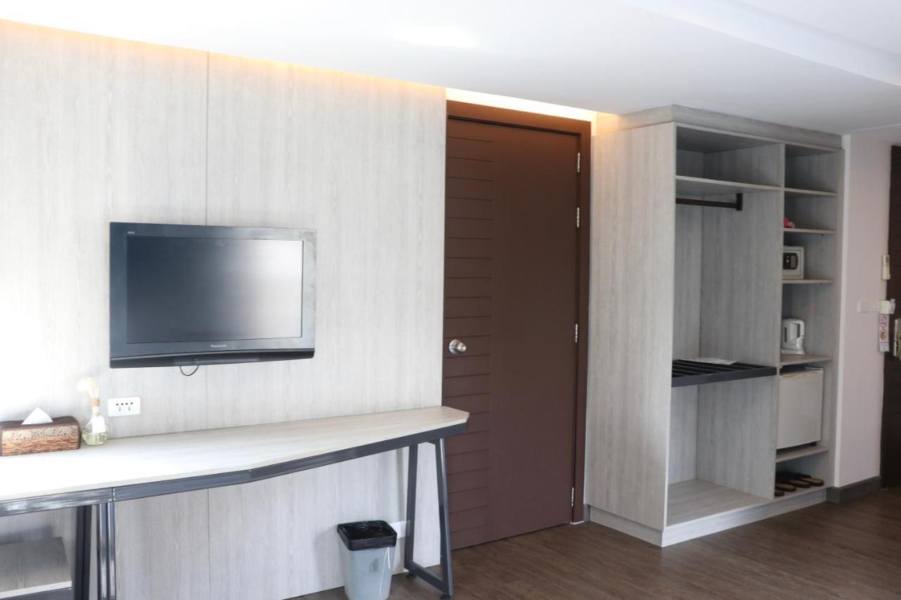 The Mini R Ratchada Hotel Bangkok Bagian luar foto