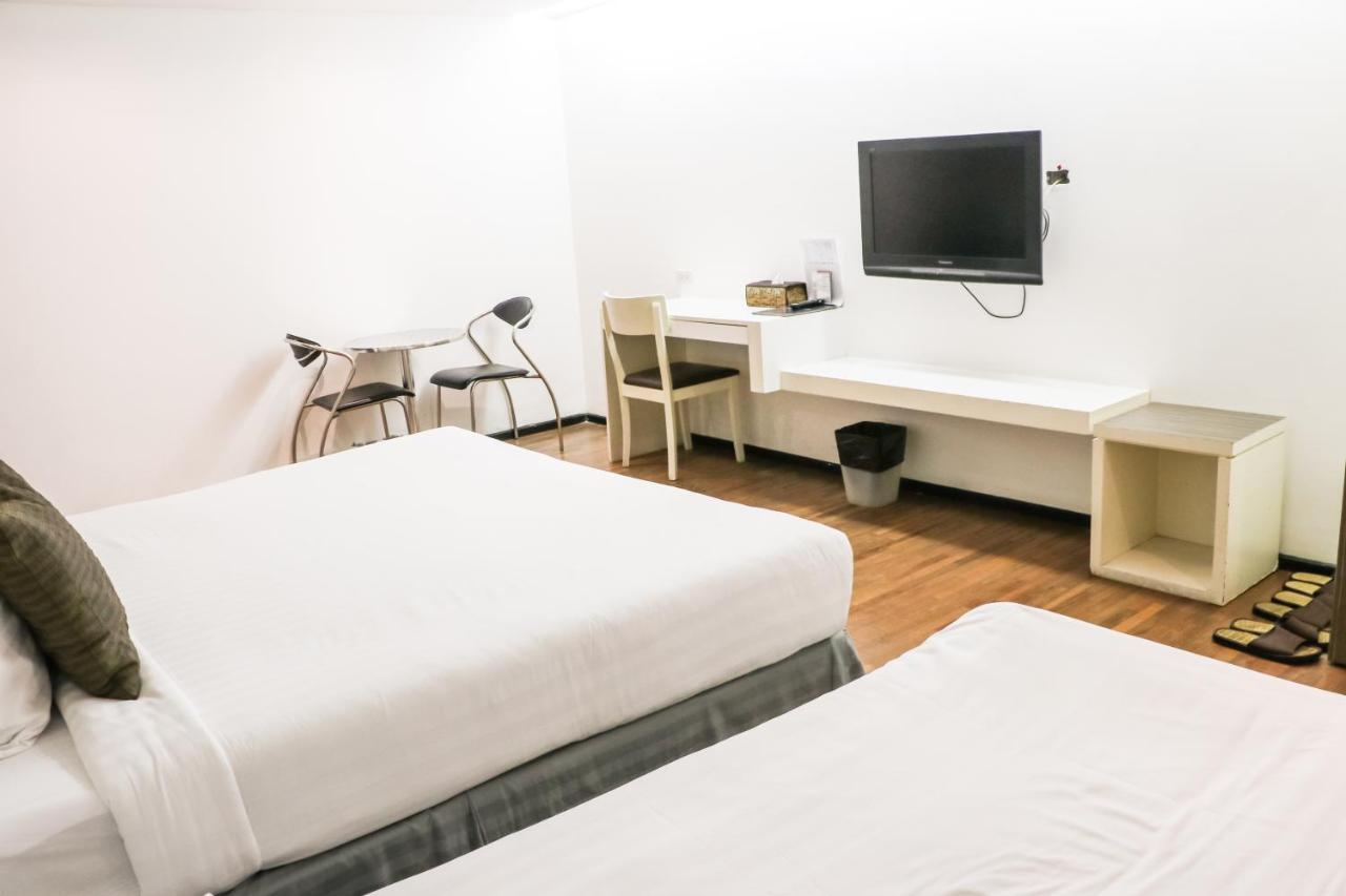 The Mini R Ratchada Hotel Bangkok Bagian luar foto