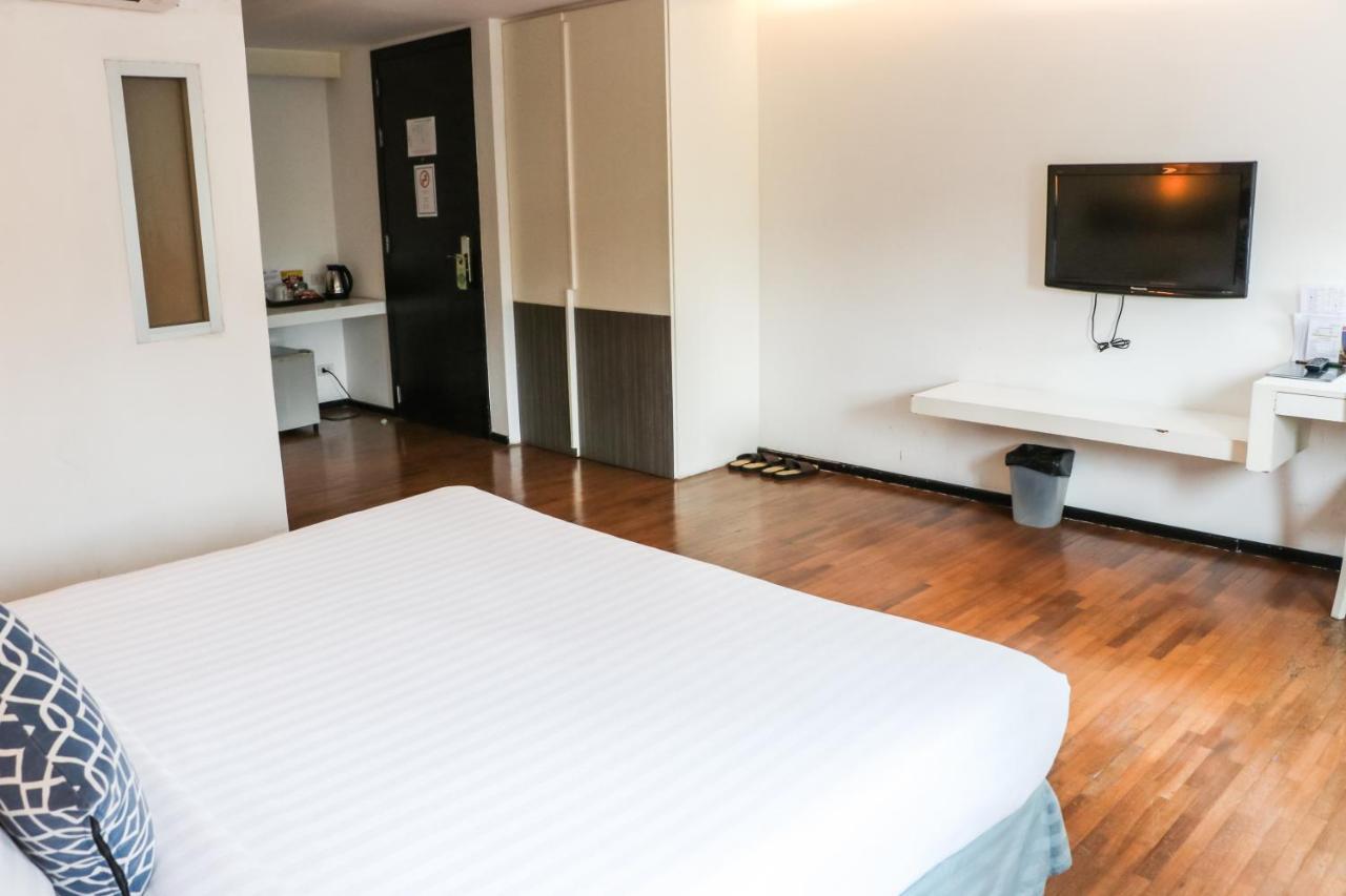 The Mini R Ratchada Hotel Bangkok Bagian luar foto